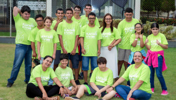 Projeto ensina coleta seletiva de lixo para alunos da APAE Sertãozinho