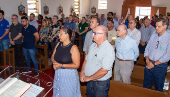 Missa dos arcanjos reúne colaboradores da Copercana na capela da Unidade de Grãos 3