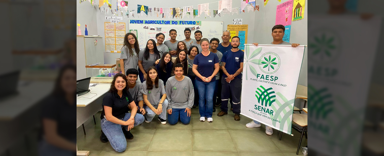 Jovens do Programa Jovem Agricultor do Futuro participam de palestra sobre saúde pública e zoonoses