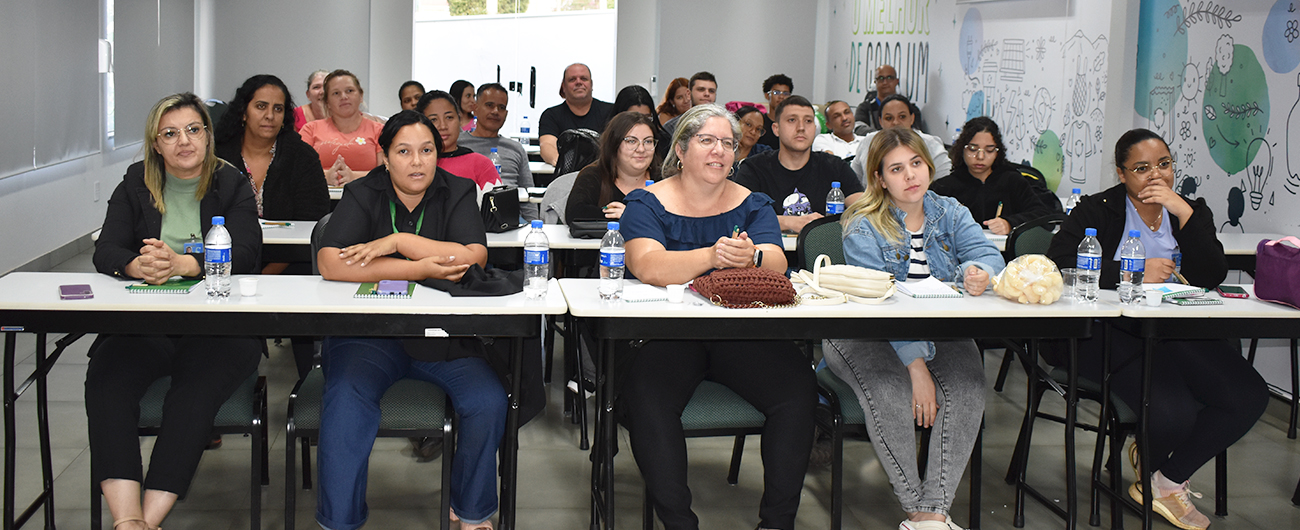 Copercana capacita equipe para novo supermercado com foco em qualidade e segurança alimentar