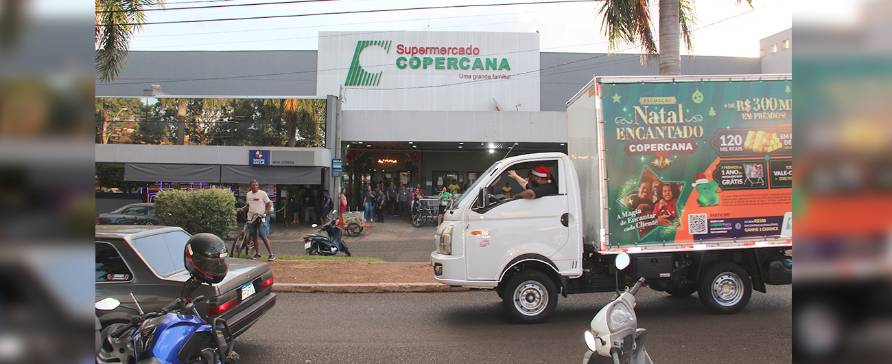 Carreata Copercana ilumina Serrana e marca a abertura oficial do Natal na cidade