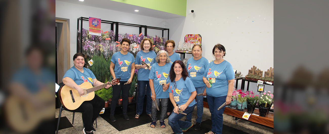 Supermercado Copercana Loja 1 recebe o Coral do CCI  