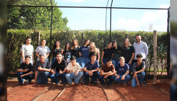 Jovem Empreendedor do Agro realiza reconstrução da horta da Biocoop em atividade prática