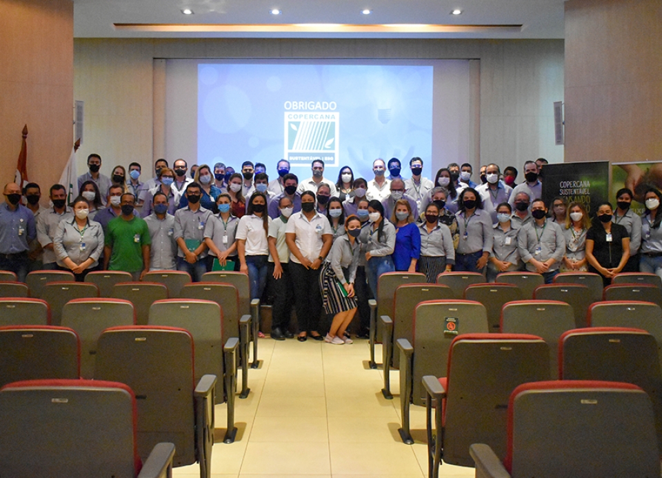 Colaboradores recebem orientações sobre o projeto Copercana Sustentável ESG