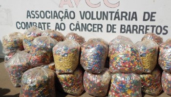 Amor em forma de tampinhas