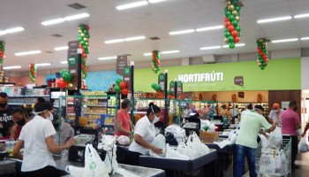 Supermercado Copercana reinaugura sua loja em Pontal